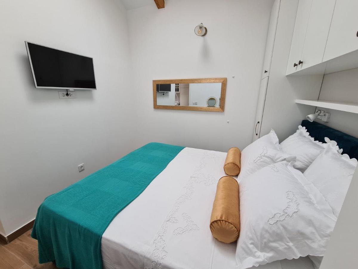 Apartman Bracera Primošten Esterno foto